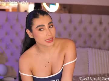 girl
        abie_owen cam image #4150209