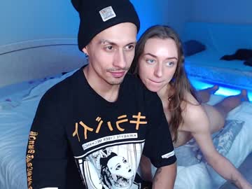couple
        shineblue2728 cam image #1782753