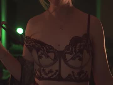 girl
        hannasthesia cam image #4230100