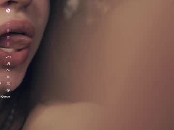 couple
        vivid_girls cam image #3850812