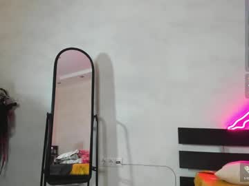 girl
        milf_tea cam image #3447858