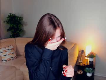 girl
        engelellick cam image #2497021