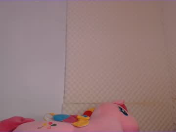girl
        sofia_sakura cam image #810272
