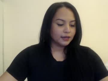 girl
        iamplutonianlust cam image #40076