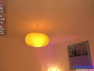 girl
        n_o_v_a cam image #4350086