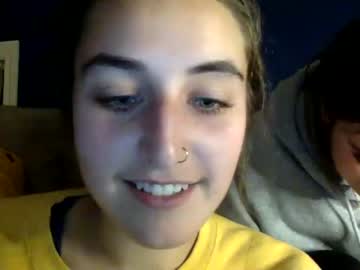 girl
        basicbrunette cam image #215277