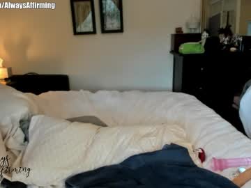 couple
        alwaysaffirming cam image #1602400