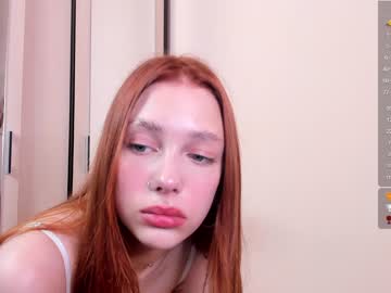 girl
        shirleywhitney cam image #1525340