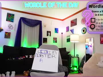 girl
        emmasky69 cam image #4021169