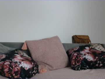 girl
        sensual_jasmine cam image #2124333
