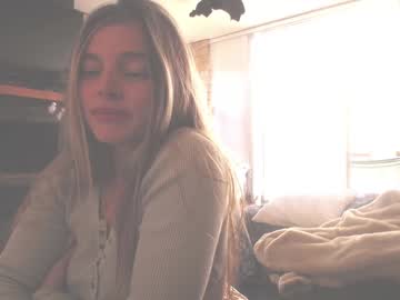 girl
        kendalltyler cam image #3545678