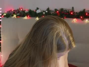 girl
        kirasammers cam image #2089578