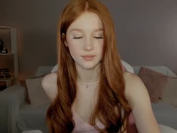 girl
        leahsthetics cam image #3921025
