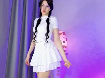 girl
        karmacollins cam image #4235621