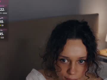 girl
        elvahamling cam image #3647125