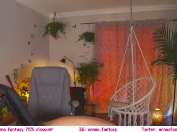 girl
        the_pussy_boulevard cam image #1432044