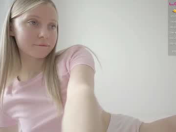 girl
        pureangeldolores cam image #1978596