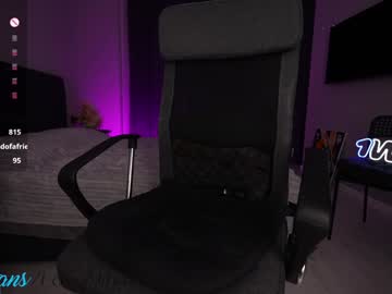 girl
        fox_alina cam image #3972831