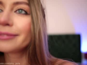 girl
        shy_jane cam image #3554863