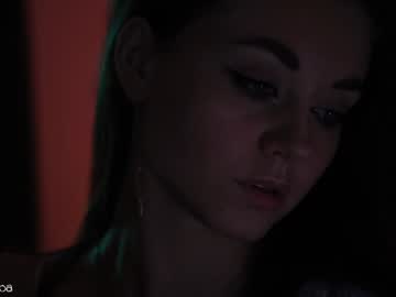 girl
        lettymoa cam image #3513992