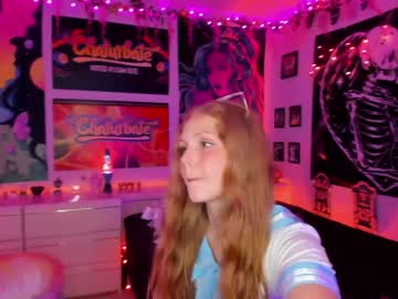girl
        daphnemadison cam image #1732559