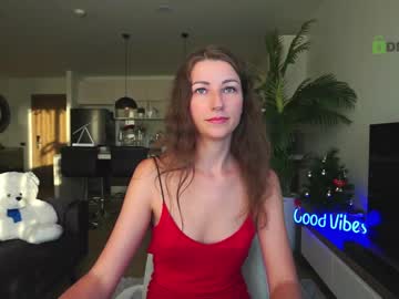 girl
        anna_shine_ cam image #413609
