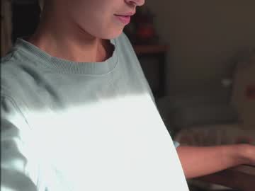 girl
        diruriru cam image #3224114