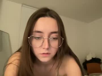 girl
        anasopht cam image #895163