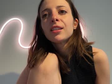 girl
        rosykindred cam image #3020105