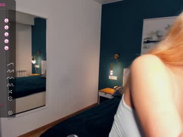 girl
        blue_energy_ cam image #2468168