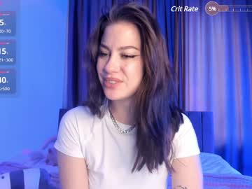 girl
        ella_wisee cam image #3744123