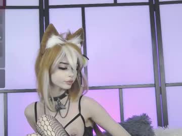 girl
        xenomy cam image #4070321