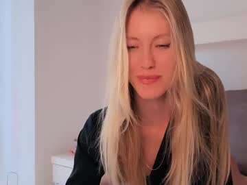 girl
        my_lina cam image #4291560