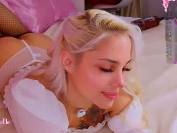 girl
        jollly_belle cam image #4222597