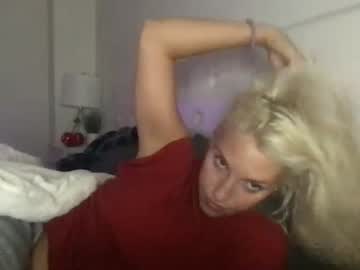 couple
        britbaexo cam image #1781262