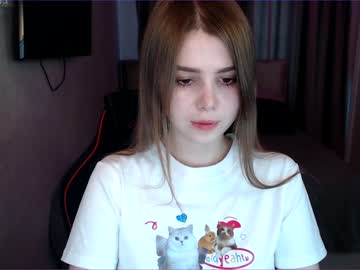 girl
        tripleprinces cam image #1806594