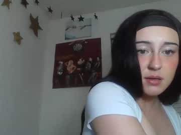 girl
        maddisonlovergirlxo cam image #2245809