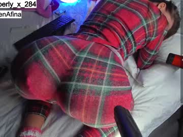 girl
        queenafina cam image #1645058