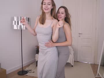 couple
        feel_our_vibe cam image #2992735