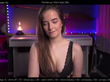 girl
        hermione_potter_couple cam image #572273