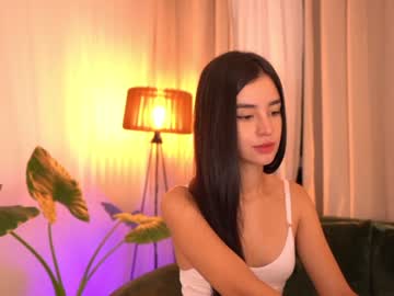 girl
        winona__ cam image #2010519