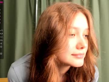 girl
        martagge cam image #1135550