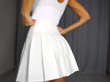 girl
        cassandra_diaz cam image #2146615