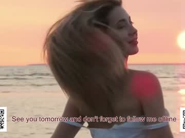 girl
        emmi_rosee cam image #3507622