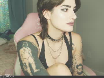 girl
        aynmarie cam image #1167959