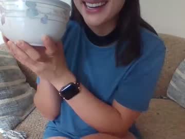girl
        cukqueen436282 cam image #1799095