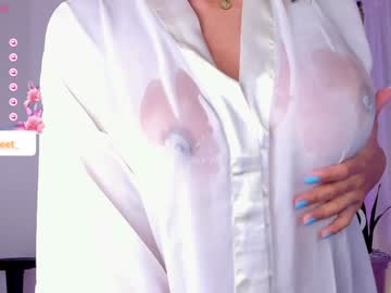 girl
        melanieryann_ cam image #2862887