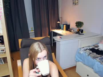 girl
        stun1ng_blonde cam image #3698674