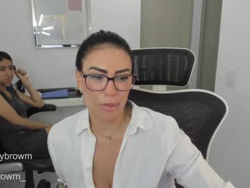 couple
        emillybrowm cam image #2807367