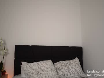 girl
        honeyyykate cam image #3008892